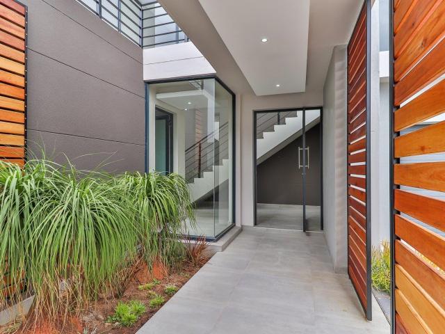 Townhouse for rent in Alexandra, Gauteng