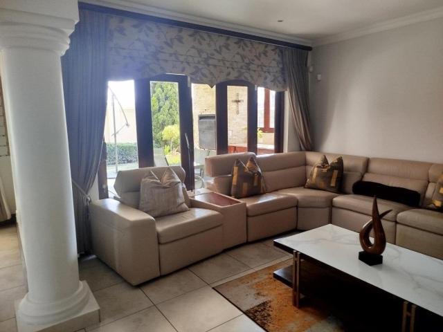 Townhouse for rent in Alexandra, Gauteng