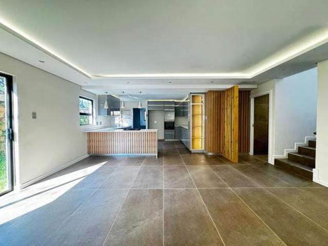 Townhouse for rent in Princess Grant, Kwazulu-natal