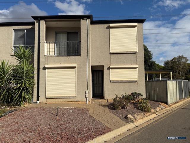 House for rent in Parafield Gardens, Adelaide