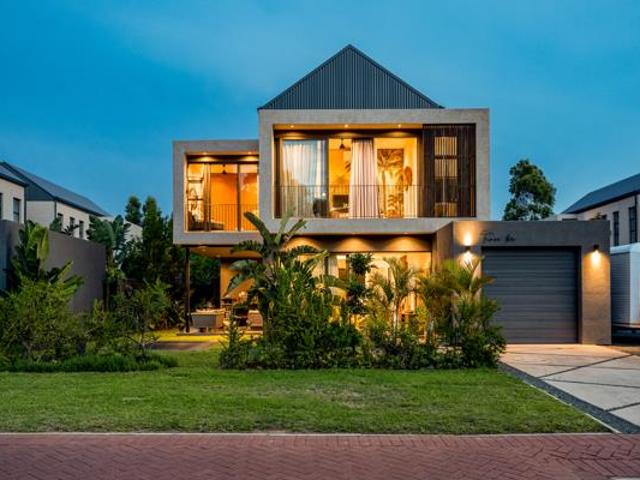 Townhouse for sale in Princess Grant, Kwazulu-natal