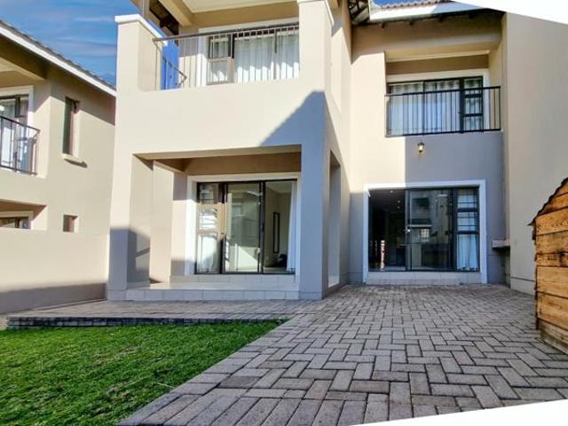 Townhouse for sale in Bloemfontein, Free State