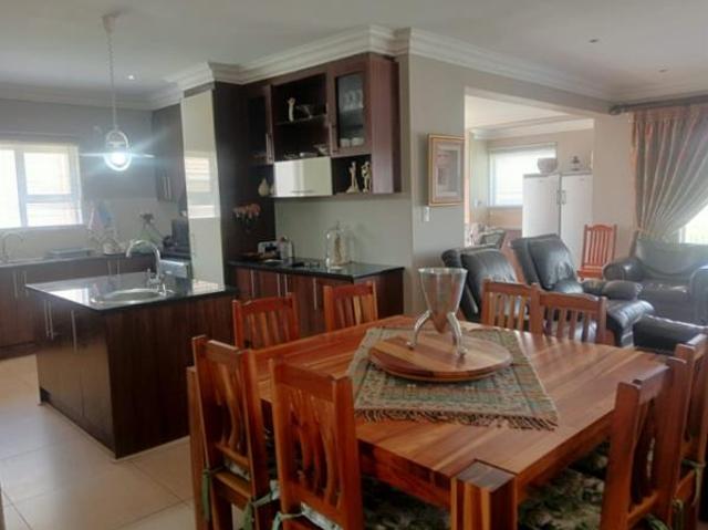 Townhouse for sale in Bloemfontein, Free State