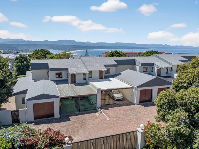 Townhouse for sale in Groot Brak Rivier, Western Cape