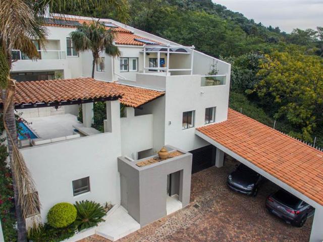 Townhouse for sale in Vosloorus, Gauteng