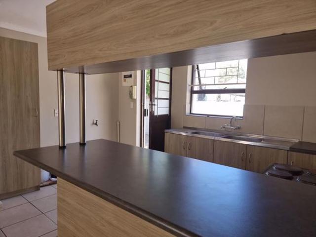 Townhouse for rent in Bergsig, Durbanville