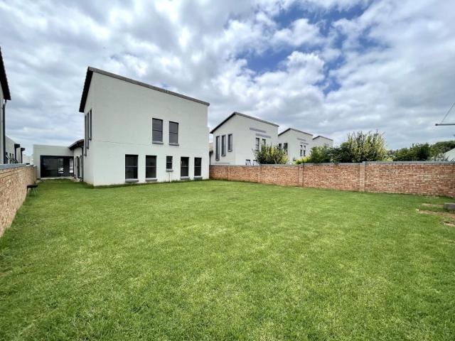 Townhouse for rent in Tembisa, Gauteng