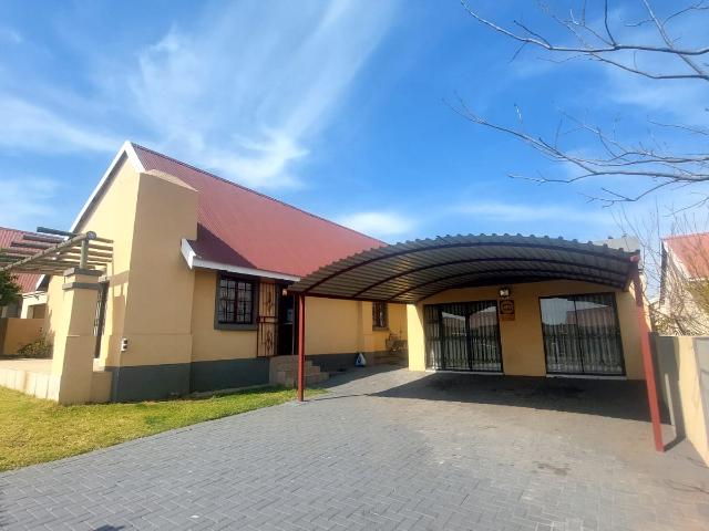 Townhouse for sale in Witbank, Mpumalanga