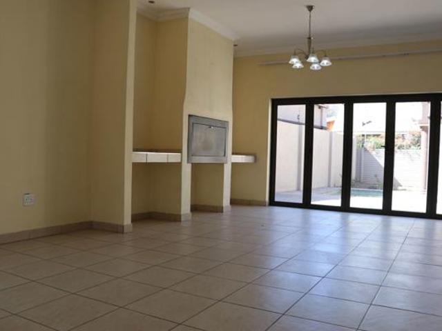 Townhouse for sale in Sedibeng, Gauteng