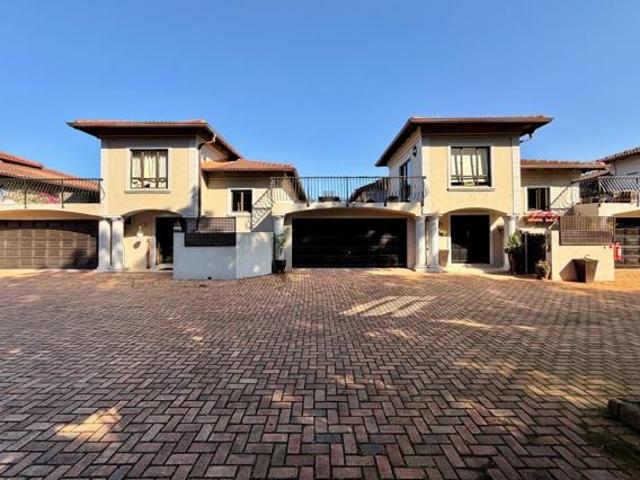Townhouse for sale in Princess Grant, Kwazulu-natal