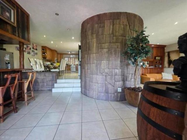 Townhouse for sale in Oranjeville, Free State