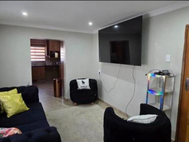 Townhouse for rent in Oranjeville, Free State