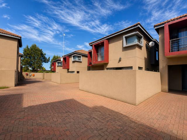Townhouse for sale in Sedibeng, Gauteng