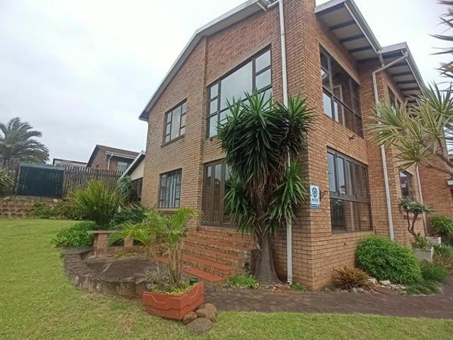Townhouse for rent in Seaview, Kwazulu-natal