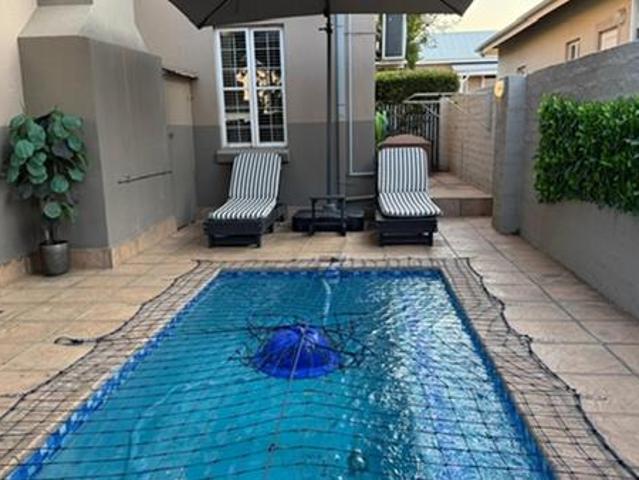 Townhouse for sale in Tlhabane, North West