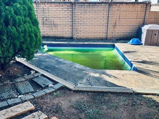 Townhouse for sale in Tlhabane, North West
