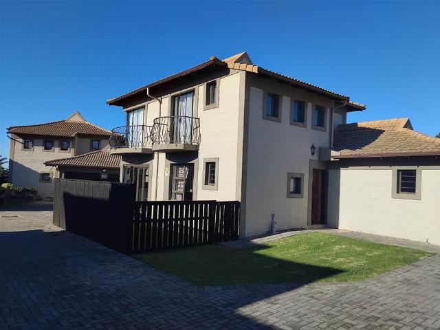 Townhouse for sale in Cape St Francis, Eastern Cape