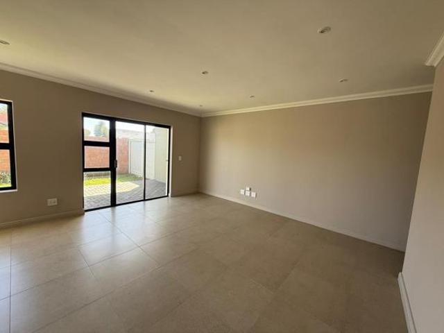 Townhouse for sale in Eastern Cape