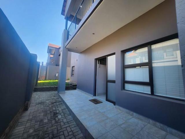 Townhouse for sale in Bloemfontein, Free State