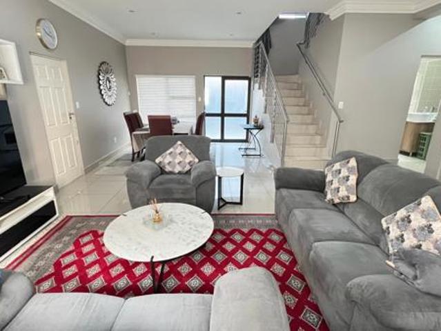 Townhouse for sale in Bloemfontein, Free State