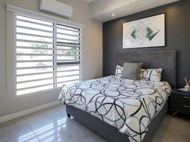 Townhouse for rent in Seaview, Kwazulu-natal