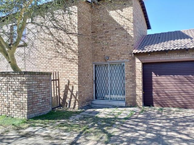 Townhouse for sale in Witbank, Mpumalanga