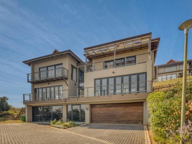 Townhouse for sale in Princess Grant, Kwazulu-natal