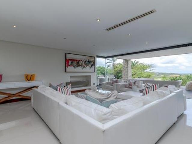 Townhouse for sale in Princess Grant, Kwazulu-natal