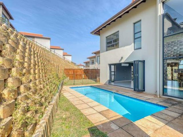 Townhouse for sale in Princess Grant, Kwazulu-natal