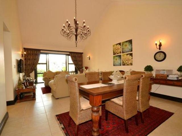 Townhouse for rent in Princess Grant, Kwazulu-natal