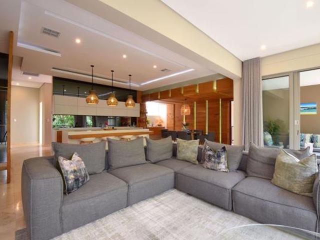Townhouse for sale in Princess Grant, Kwazulu-natal