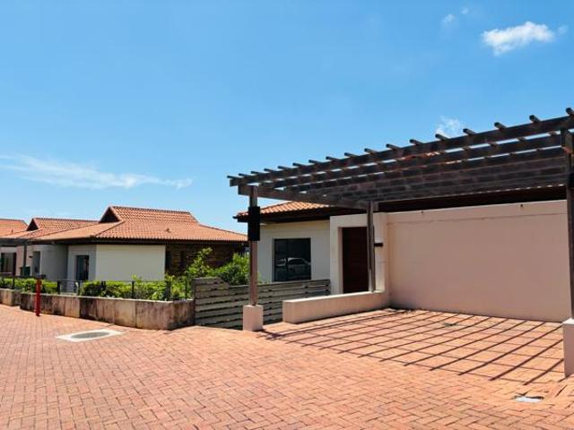 Townhouse for rent in Princess Grant, Kwazulu-natal