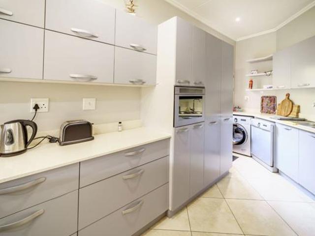 Townhouse for sale in Princess Grant, Kwazulu-natal