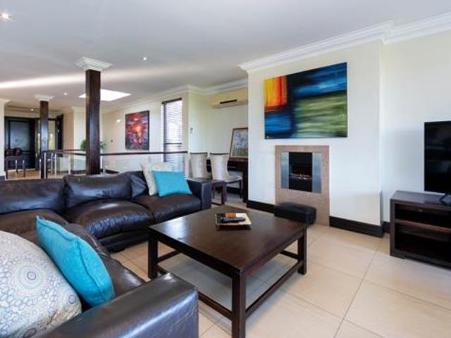 Townhouse for sale in Princess Grant, Kwazulu-natal
