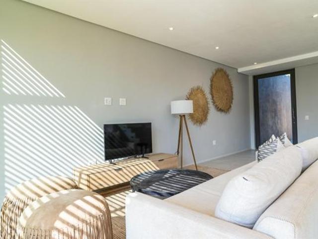 Townhouse for sale in Princess Grant, Kwazulu-natal