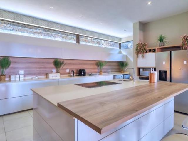 Townhouse for sale in Princess Grant, Kwazulu-natal