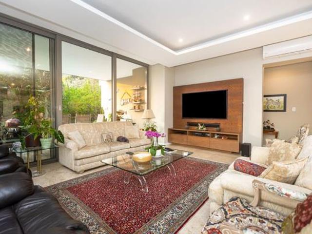 Townhouse for sale in Princess Grant, Kwazulu-natal