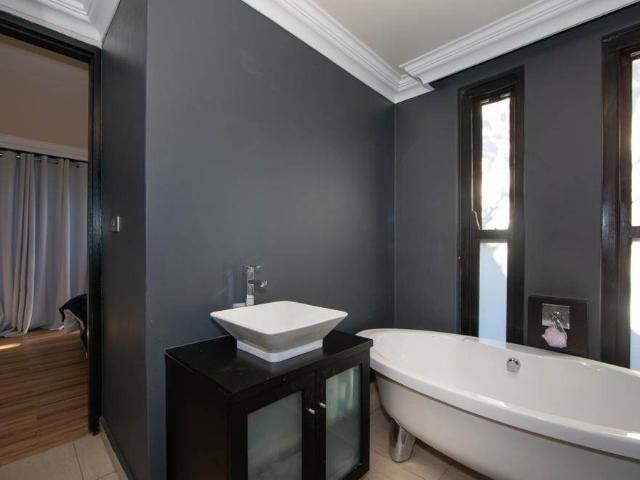 Townhouse for sale in Princess Grant, Kwazulu-natal