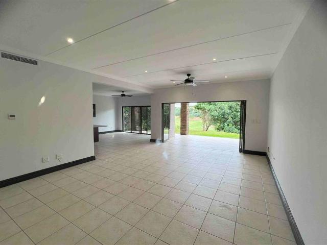 Townhouse for sale in Princess Grant, Kwazulu-natal