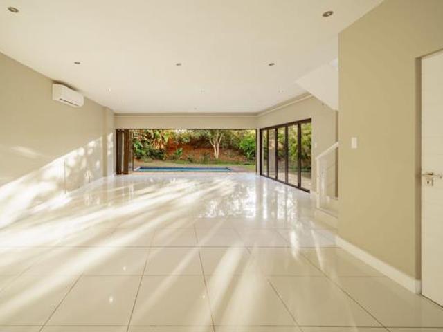 Townhouse for sale in Princess Grant, Kwazulu-natal