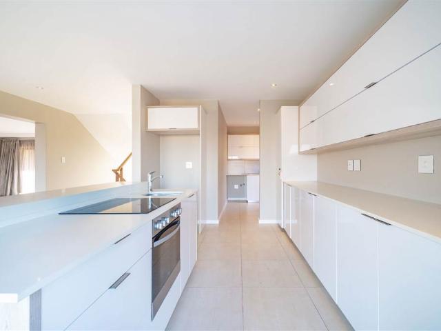 Townhouse for sale in Princess Grant, Kwazulu-natal