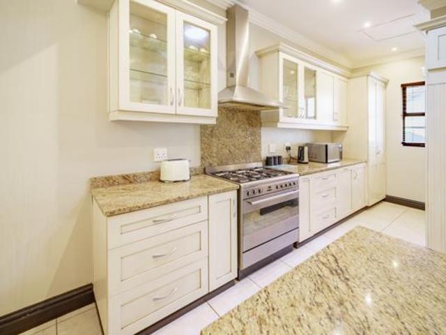 Townhouse for rent in Princess Grant, Kwazulu-natal