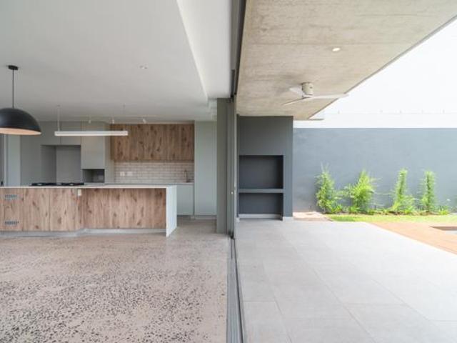 Townhouse for rent in Ballito, KwaDukuza Local Municipality