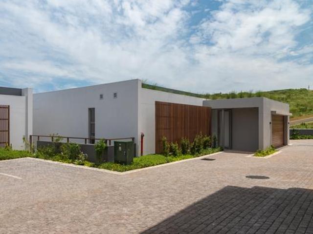 Townhouse for rent in Princess Grant, Kwazulu-natal