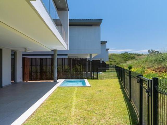 Townhouse for sale in Princess Grant, Kwazulu-natal