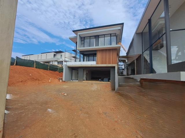 Townhouse for sale in Princess Grant, Kwazulu-natal