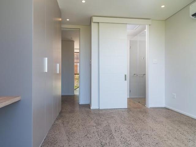 Townhouse for sale in Princess Grant, Kwazulu-natal