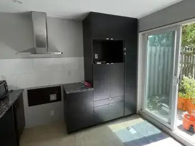 Townhouse for rent in Kitchener, Ontario