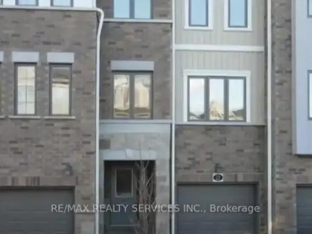 Townhouse for rent in Doon South, Kitchener
