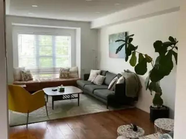 Townhouse for rent in Milton, Ontario